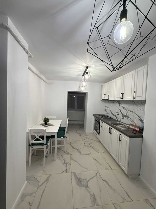 Inchiriez apartament 2 camere obcini