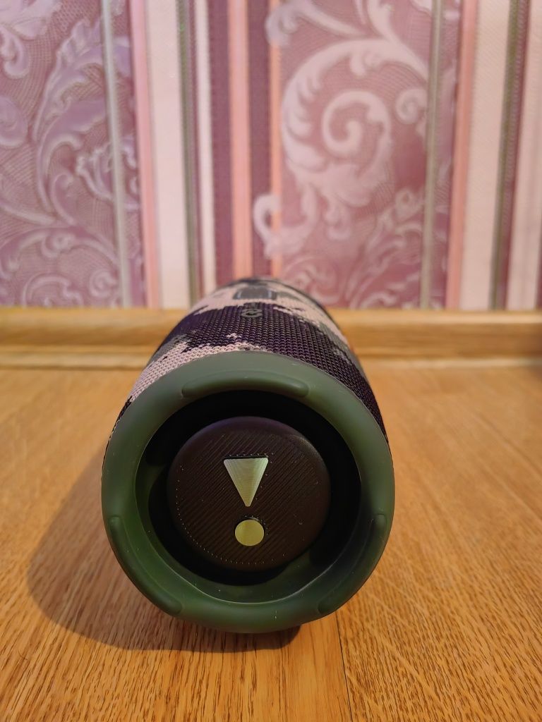 JBL CHARGE 5 Чисто нова