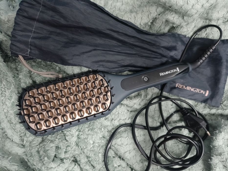 Perie de indreptat parul