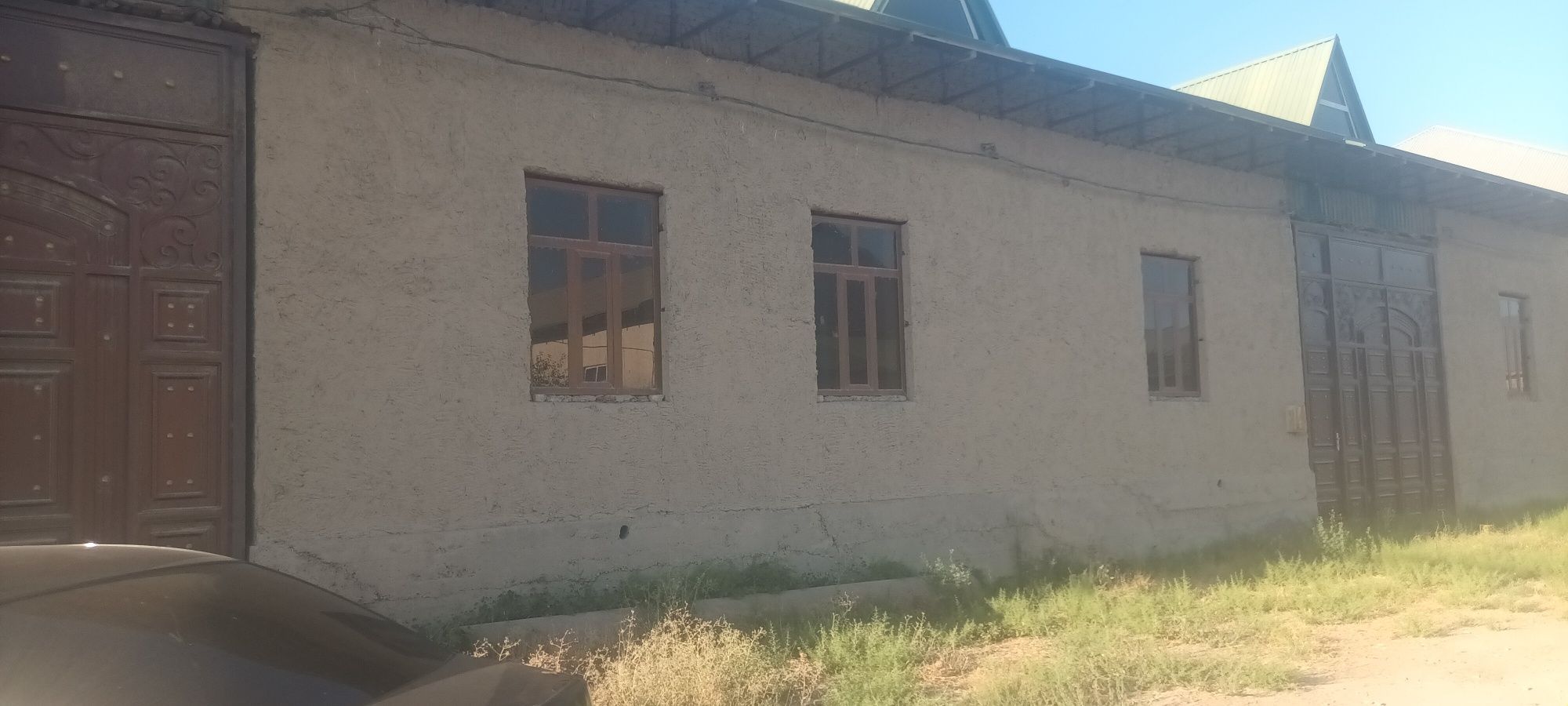 Кармана тумани "Варк" МФЙда иккита ховли сотилади курилган .