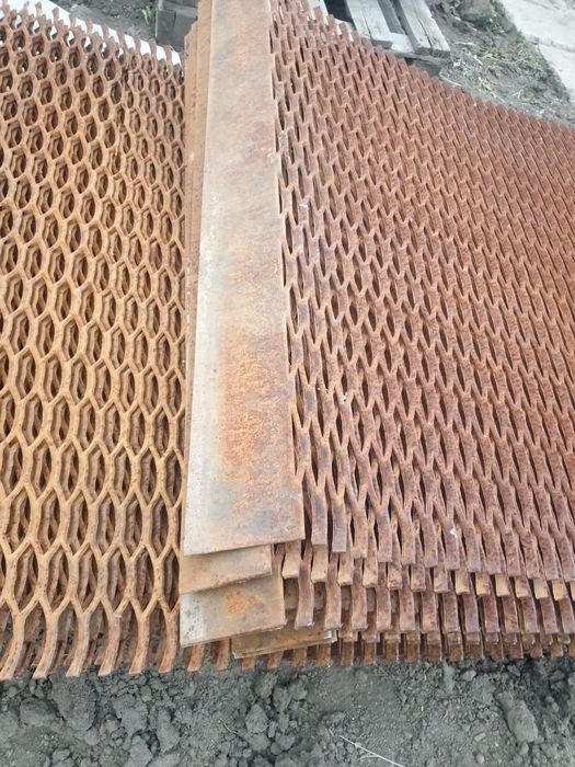 Продам просечка 3.60×1.0×5мм 25000 за лист