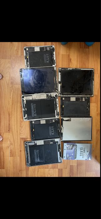 Lot Telefoane pentru piese diverse modele