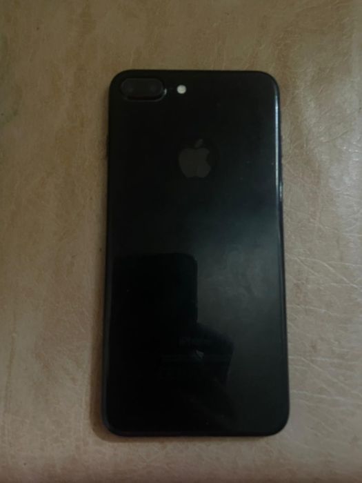 Продам apple 7+ 128gb