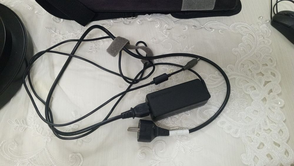 Продается ноутбук LENOVO