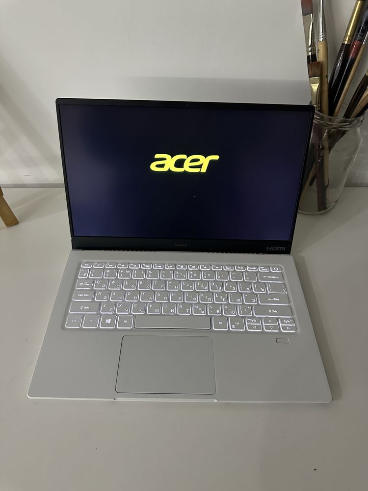 Продам ультрабук Acer Swift 5