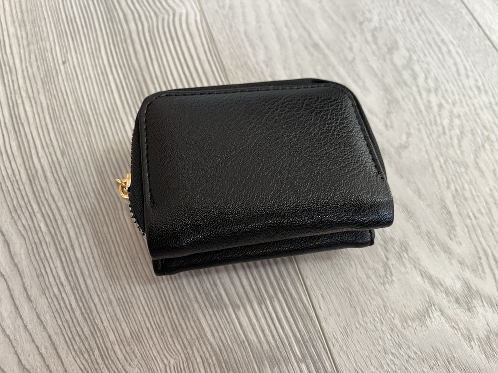 Нови дамски портмонета LV/Guess/Michael Kors