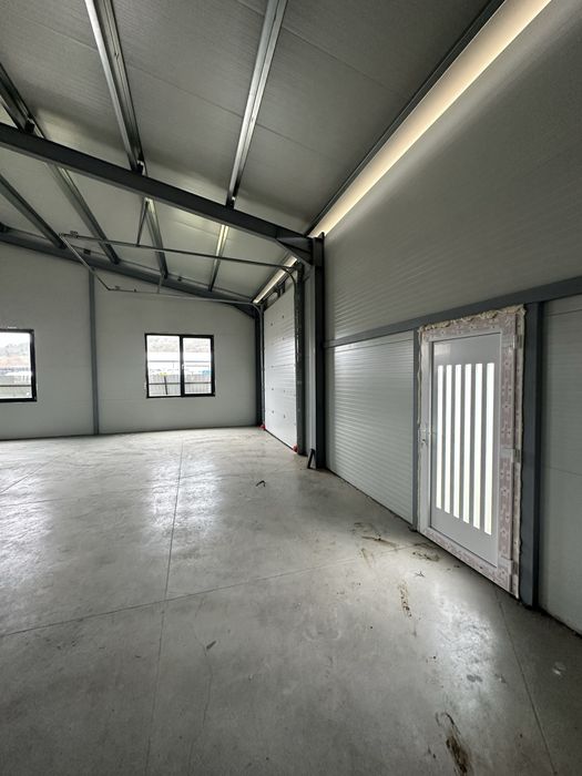 Inchiriere hala jucu de mijloc