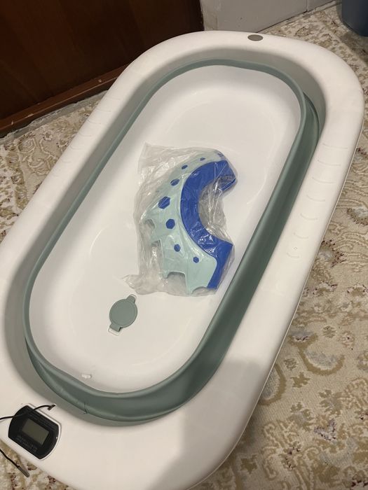 Отдам детскую ванночку для купания