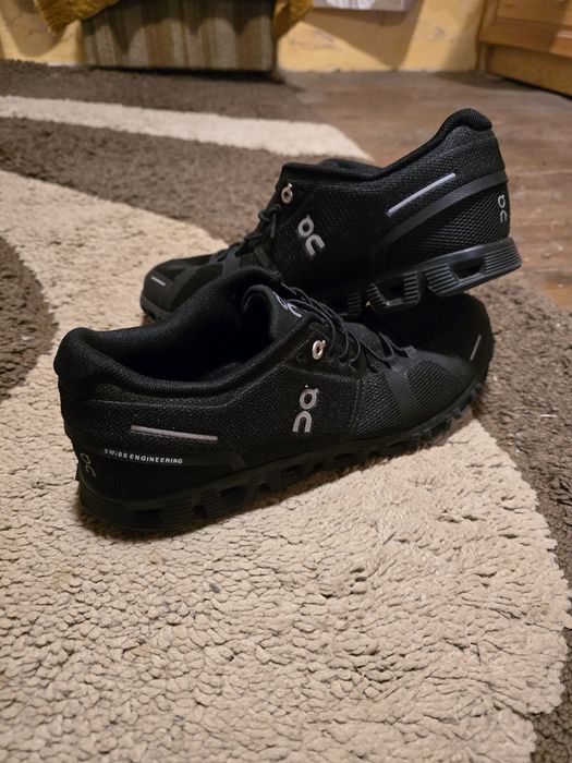 Mъжки маратонки  On Cloud  41 номер  без  забележки