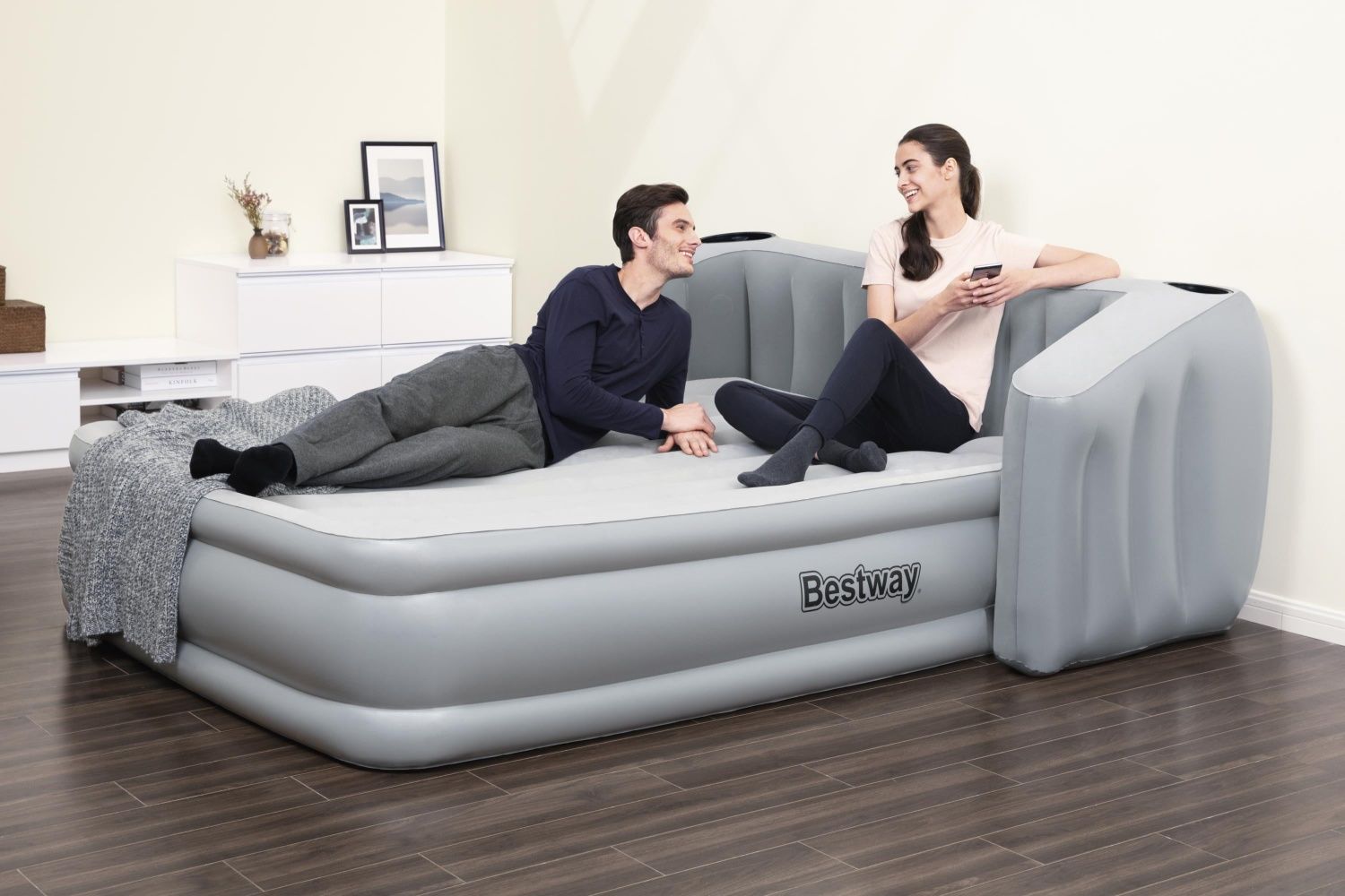 Надувной кровать оригинальный Bestway ( 233x196x86). БЕСПЛАТНО Доставк