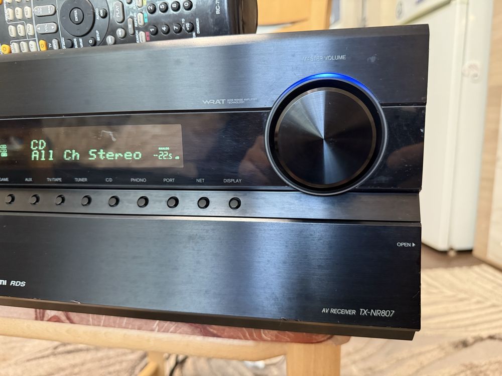 Onkyo TX-NR807 Мощен ресивър