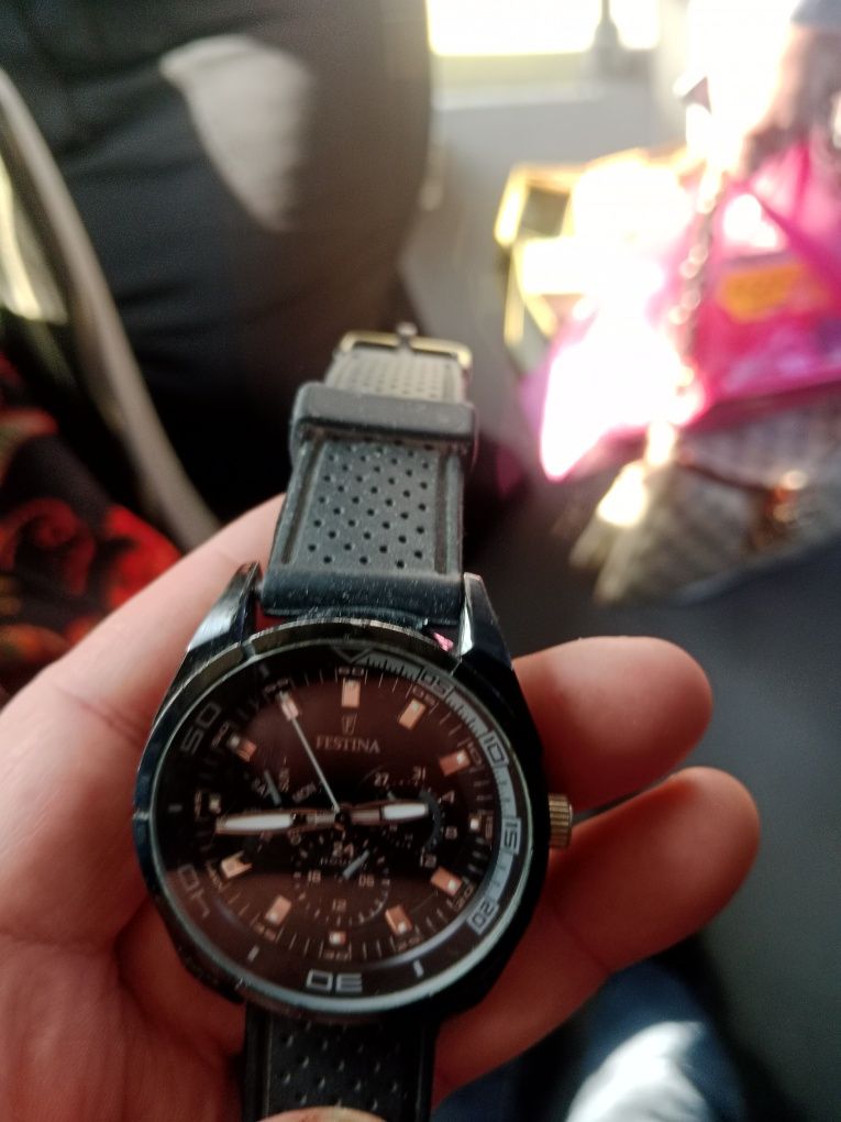 Часы  Festina швецария