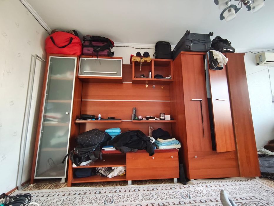 Шкаф сатылады.Договорная.