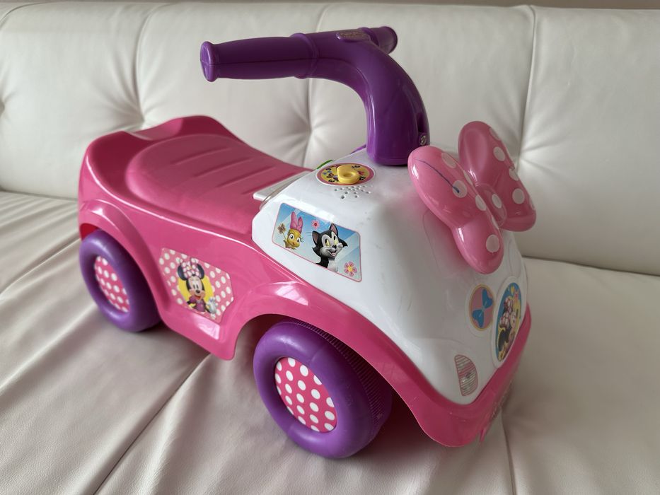 Masinuta fara pedale si lumina sosor