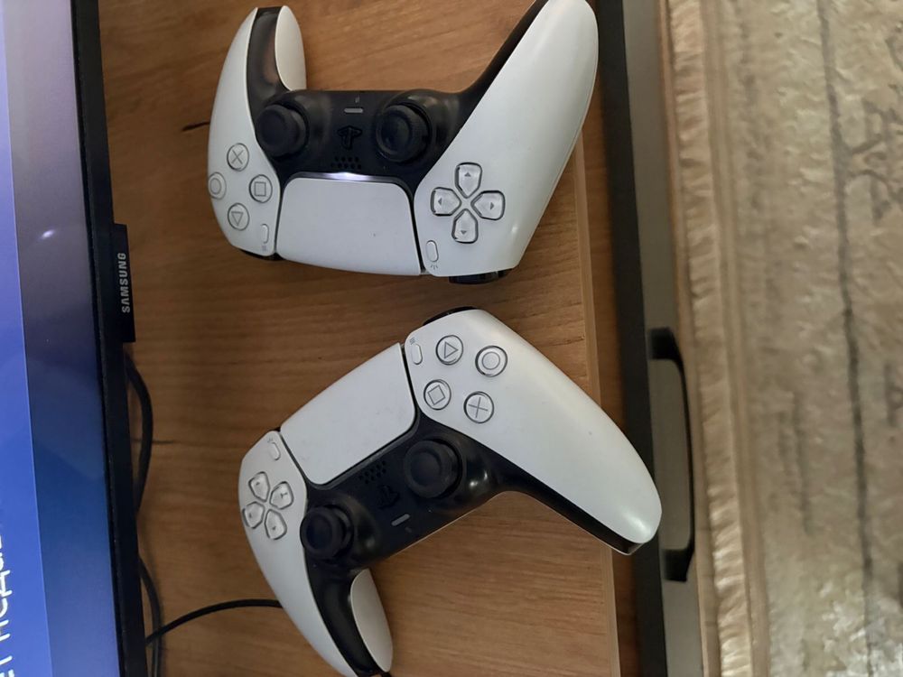 Продам PS5 новый