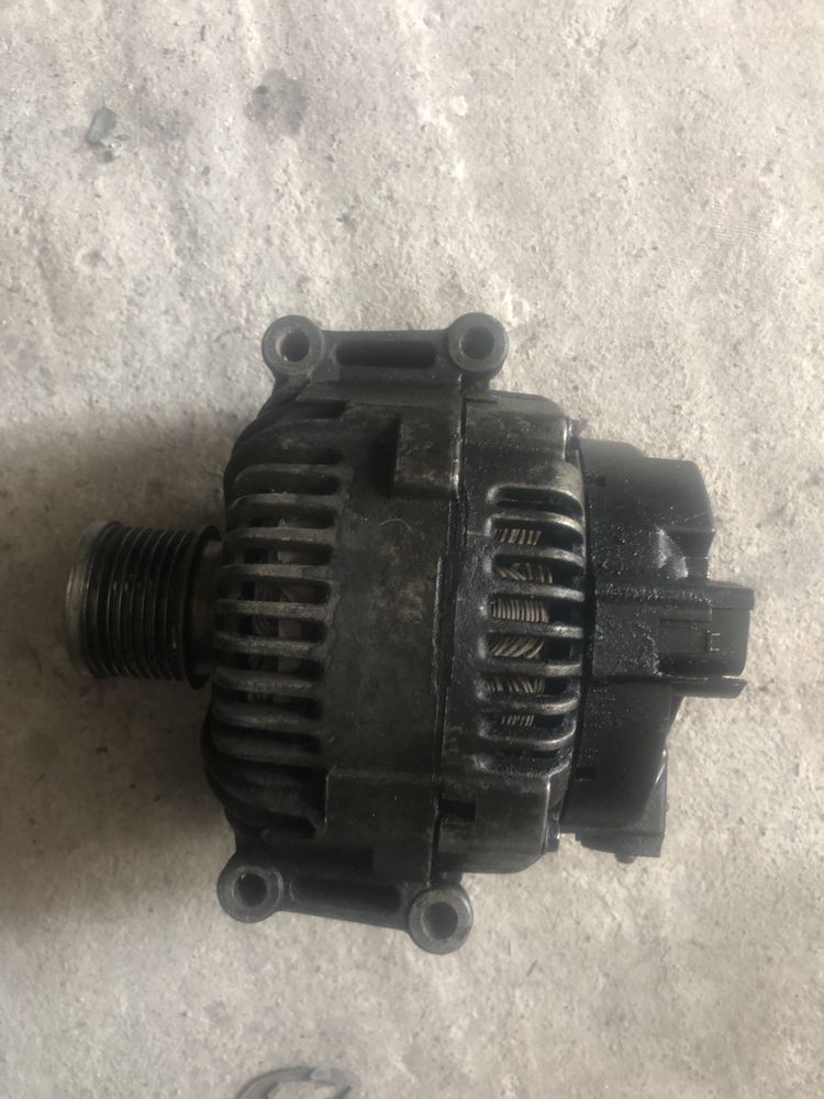 Alternator Mercedes ML GL R 8PK Valeo  A6421540502 180A ml320 r320 GL