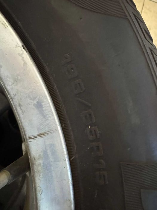 Cauciucuri iarna 195/65 R15