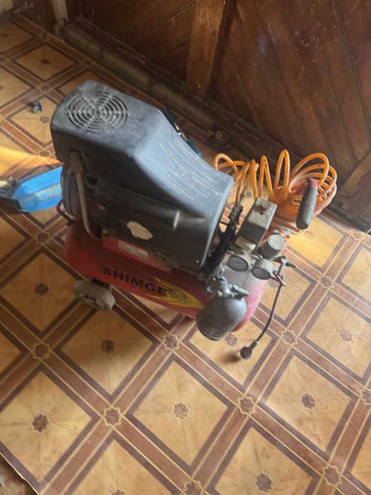 Kompressor Компрессор килишип сатаман почти новый 2.5 ай ишлатилган