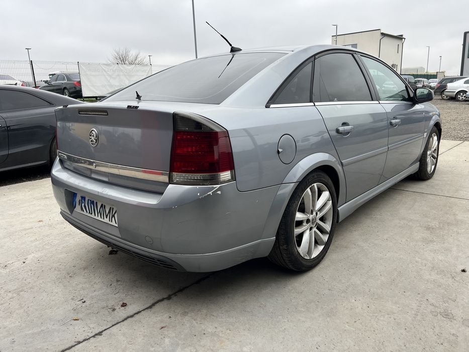 Opel Vectra C 1.8 benzina / manuala / 2006