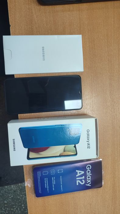 Продам телефон Galaxy A12 64 gb