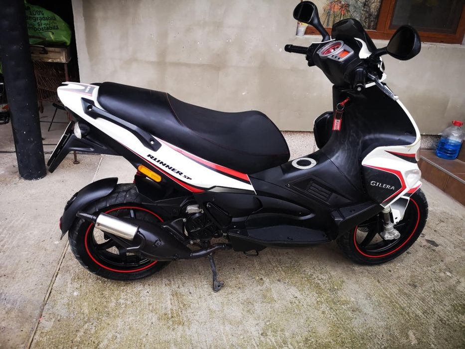 Gilera Runner Sp 50, motor 49cx, răcire apă , 5500km