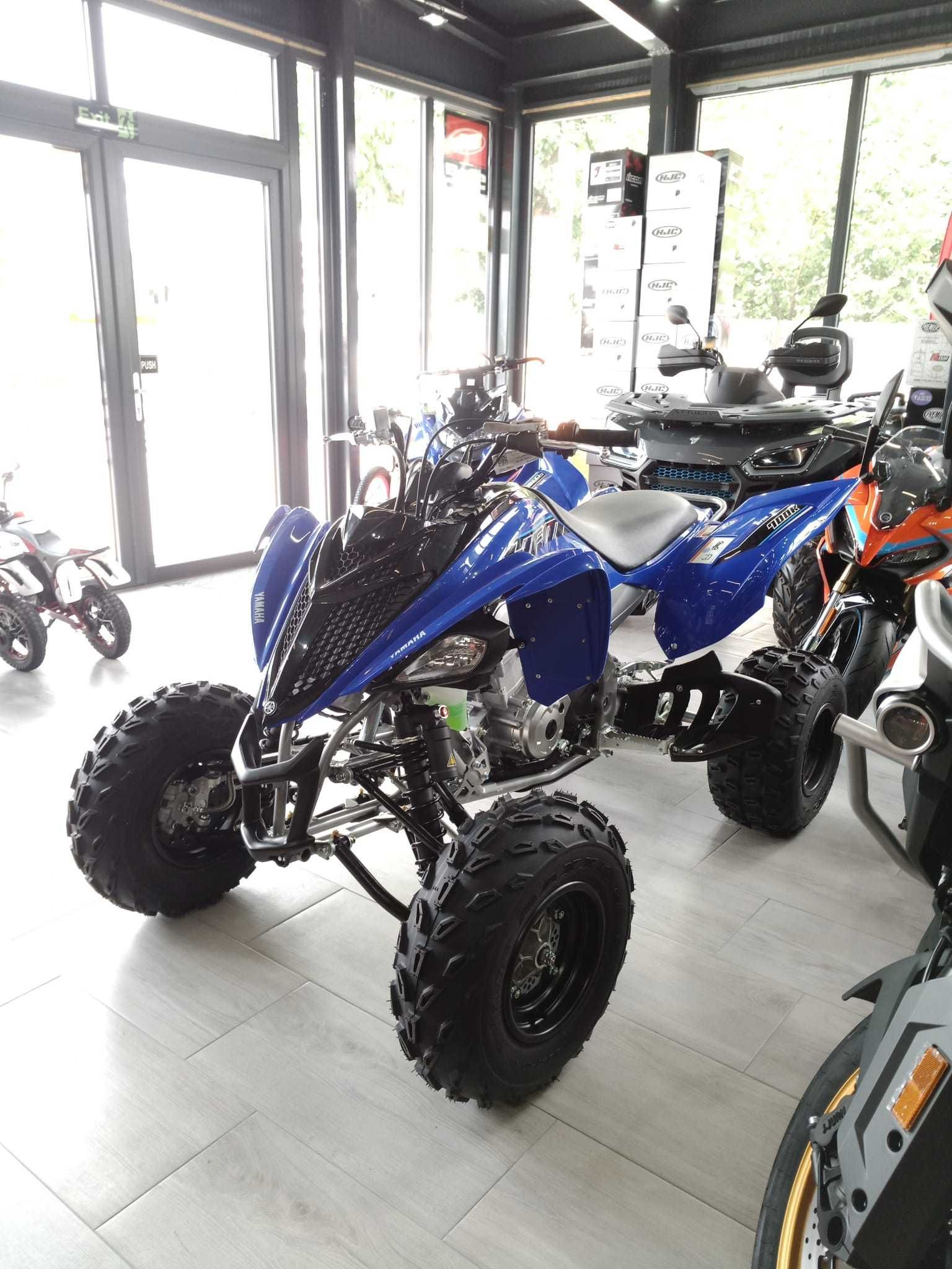 Yamaha YFM700R SE  pret PROMO prin EST BIKE Campina