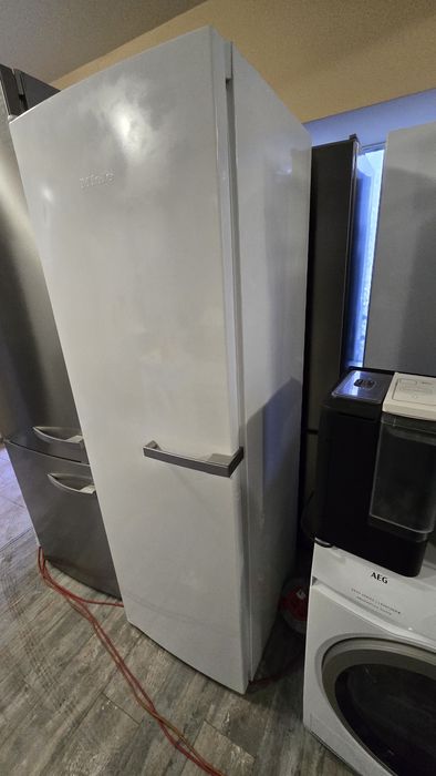 Фризер Miele 180см