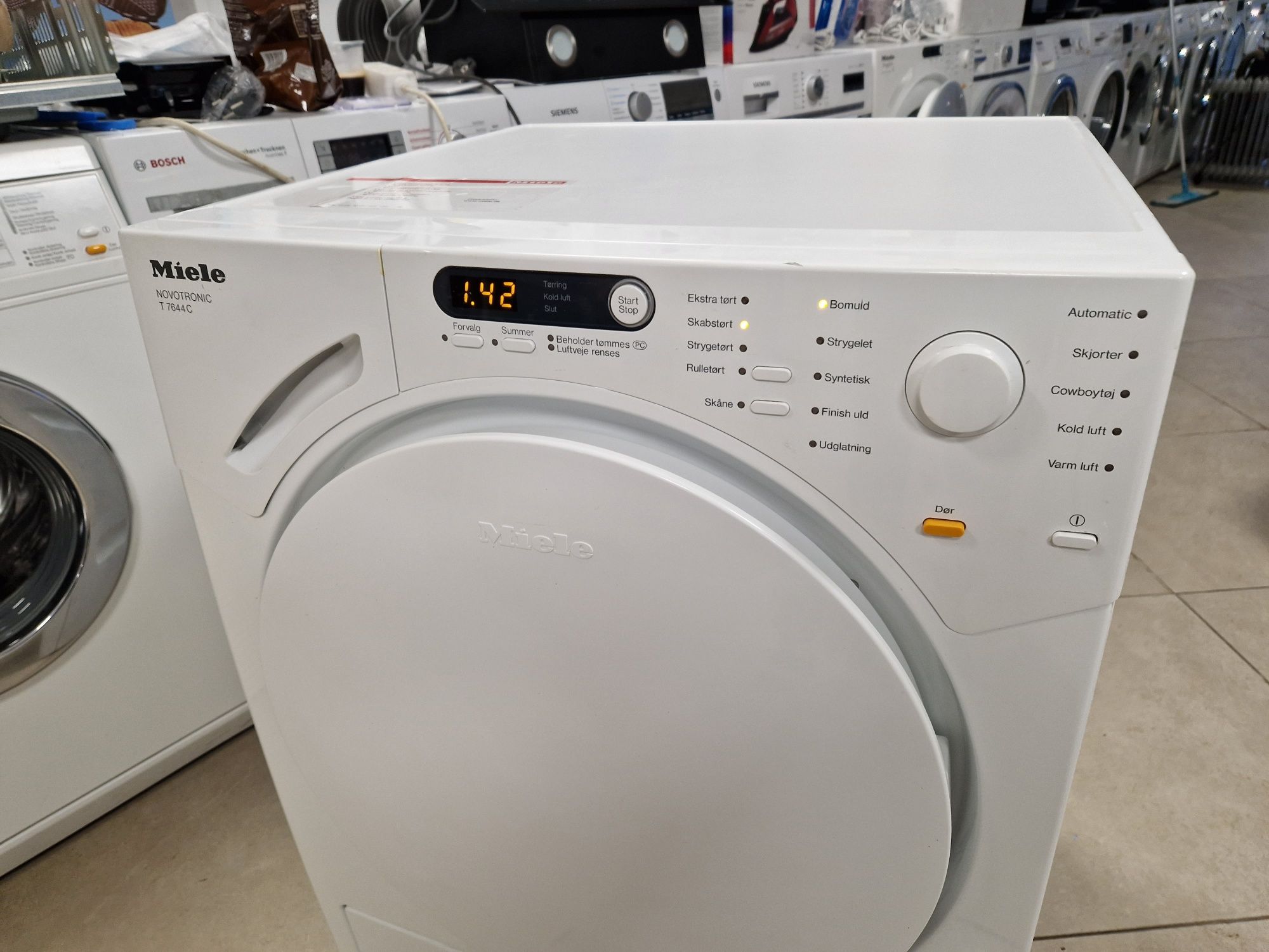 Сушилня MIELE T 7644C Пчелна пита