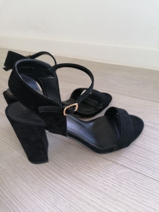 Sandale New Look marime 39