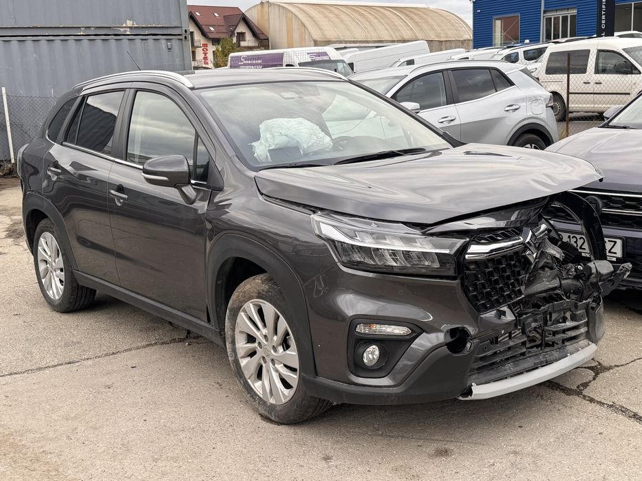 Suzuki SX4 S-Cross 1.4 hybrid 4x4 2023 avariat