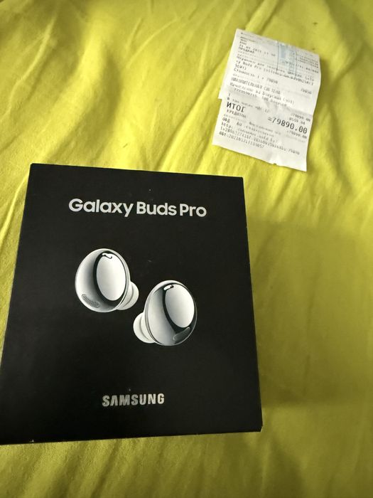 Продам наушники samsung