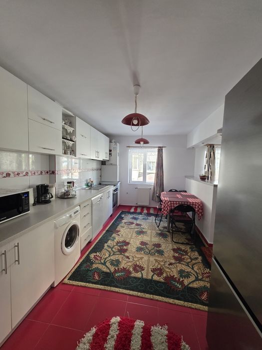 PF închiriez apt 4 cam, et. 1/4, 2 bai, 82 mp + 20 mp 2 balcoane