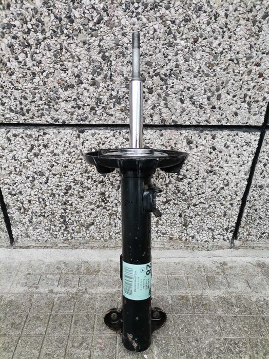 Преден амортисьор за Mercedes C-Class w203