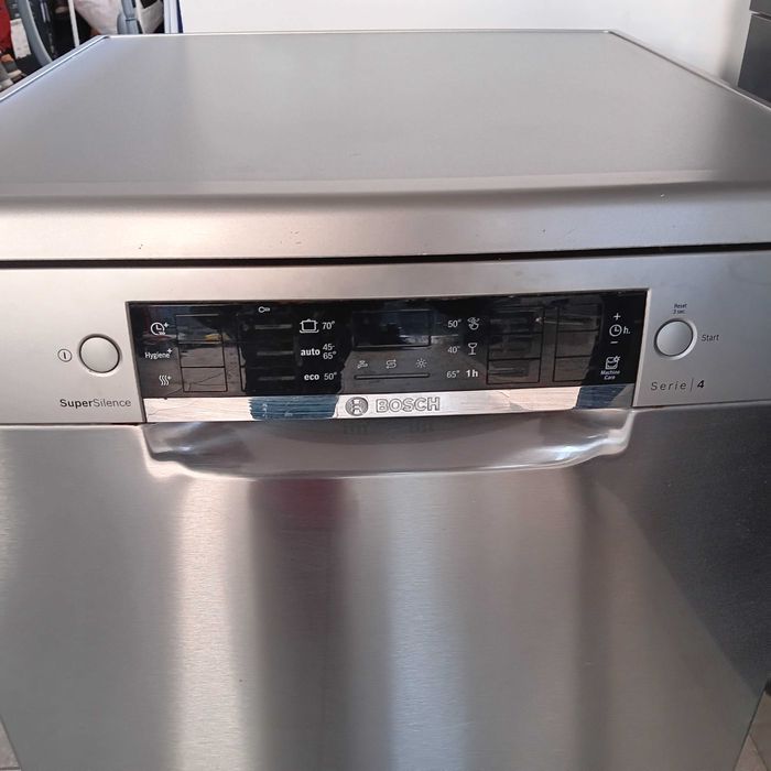Masina de spalat vase Bosch