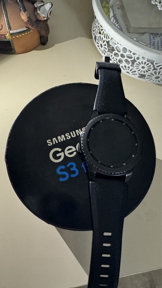 Samsung Calaxy S20+ и  Смарт часы Samsung Gear S3  Frontier (вместе)