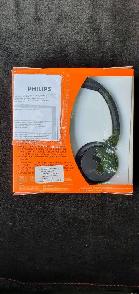 Vând căști on-ear wireless Philips TABH305BK/00 sigilate