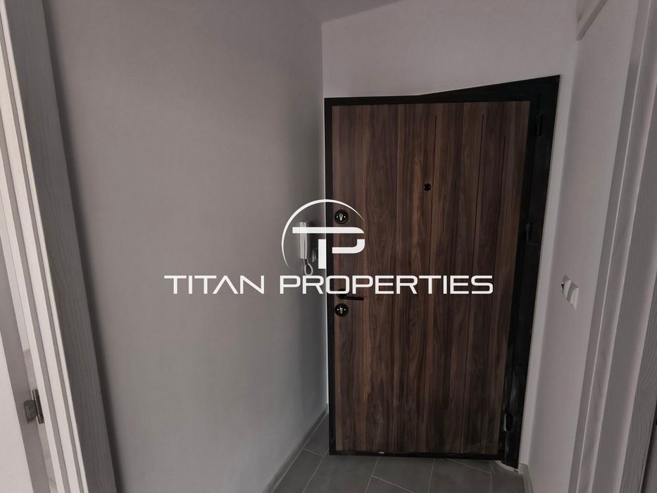 Двустаен апартамент в жк. Христо Смирненски