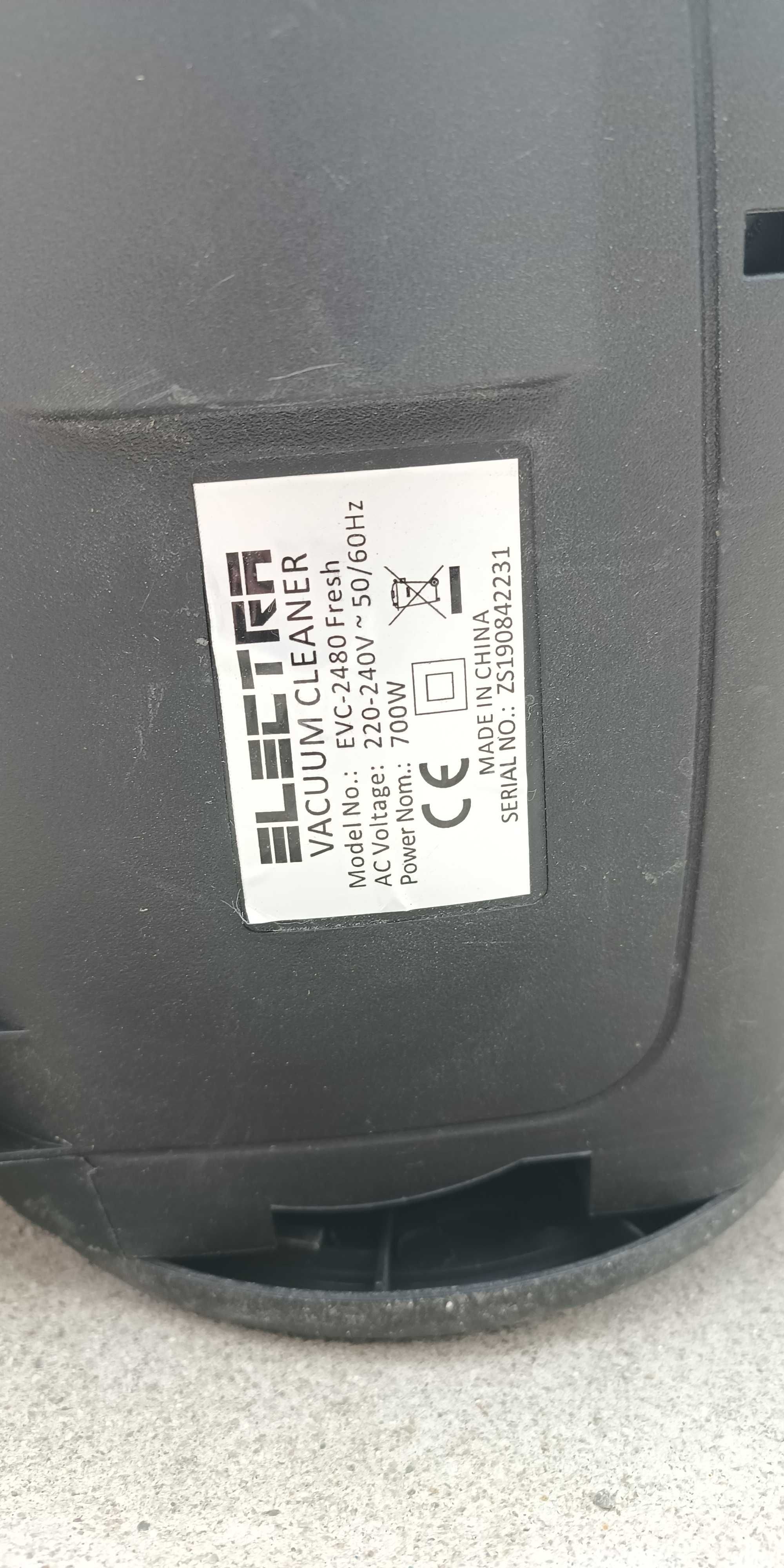 Прахосмукачка , компактна ,без филтър Electra 700W