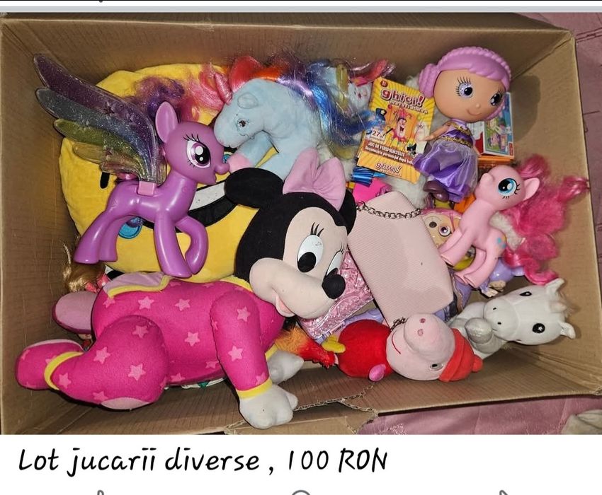Cutie mare cu jucarii