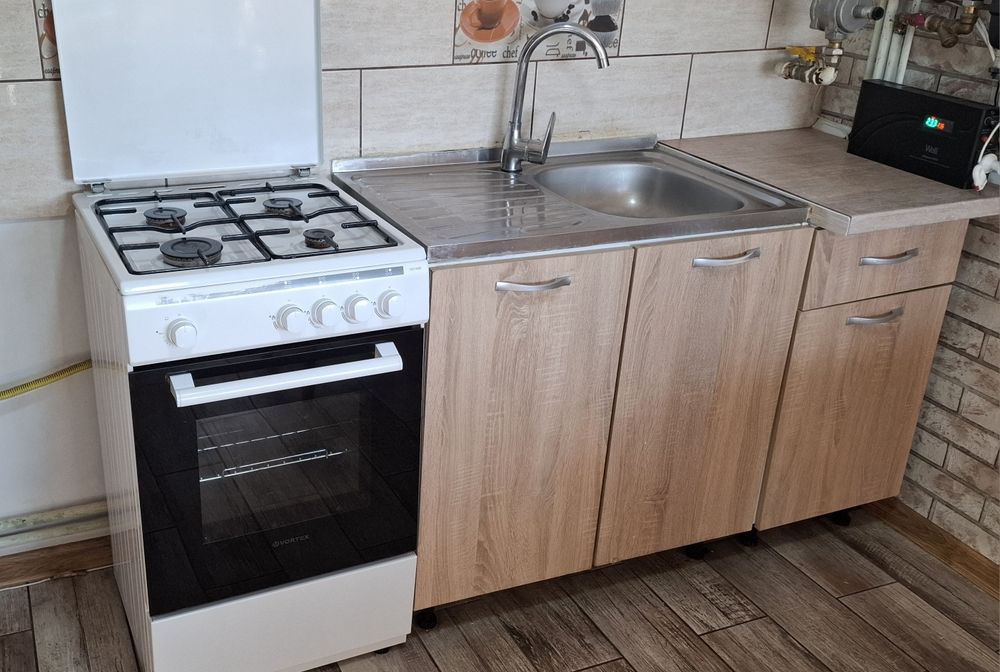 Vând corpuri bucătărie