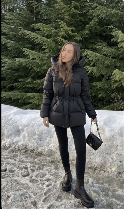 Продам куртку 10000