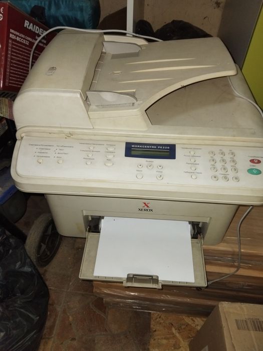 Принтер лазерен черно/бял