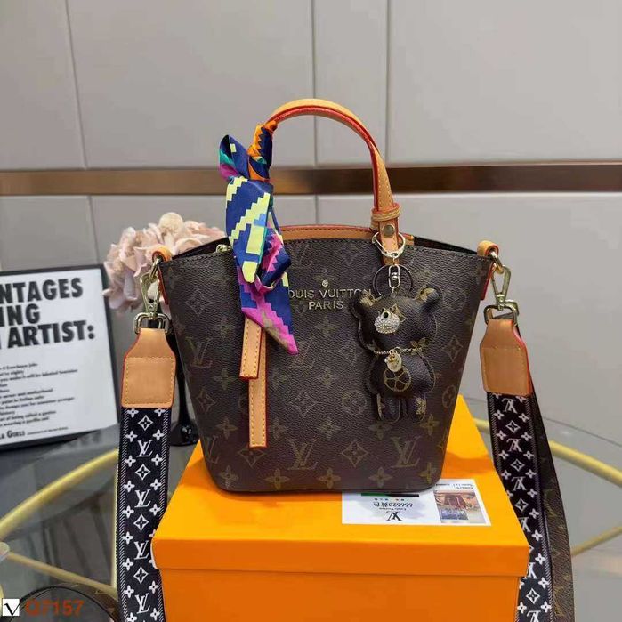 Geanta de mana dama Louis Vuitton 635-87-1