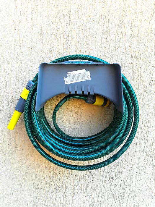 FURTUN DE GRADINA 10 m cu Suport pentru perete , Set conectori, PISTOL