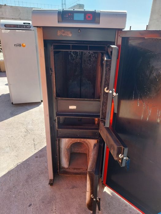 Fröling,Centrala termica gazeificare pe lemn 15-50 kw