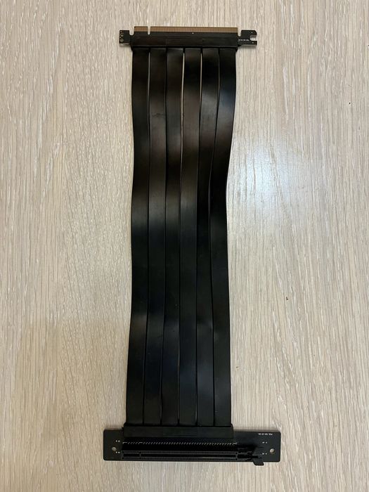 Рейзер для видеокарты