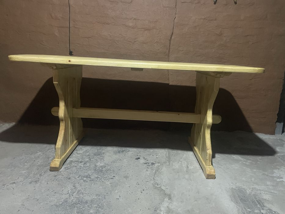 Masa si 4 scaune din lemn de brad