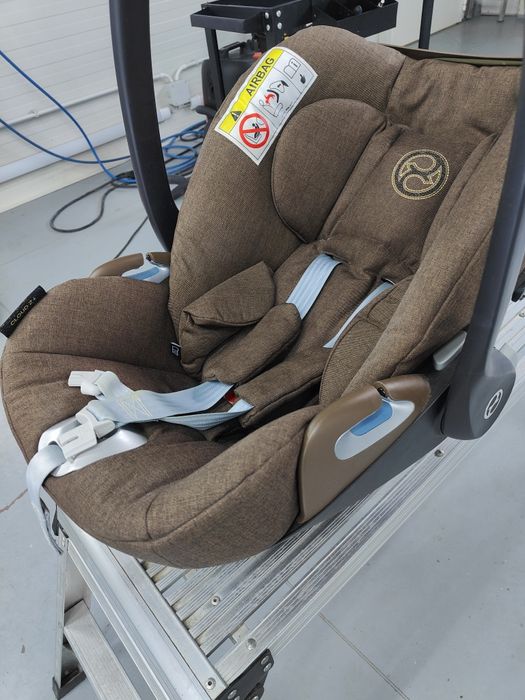 Scoica Cybex Cloud Z cu adaptori si husa vara