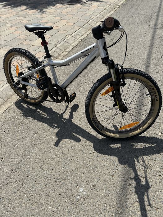 Bicicleta Scott Scale pt. copii marimea 20.