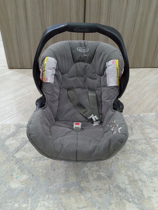 Продам автокресло детское